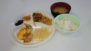 �`�L�����L�q